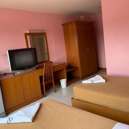 Pat Place Aparthotel Chiang Mai Luaran gambar