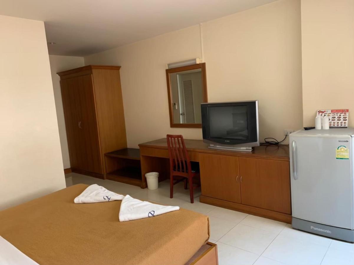 Pat Place Aparthotel Chiang Mai Luaran gambar